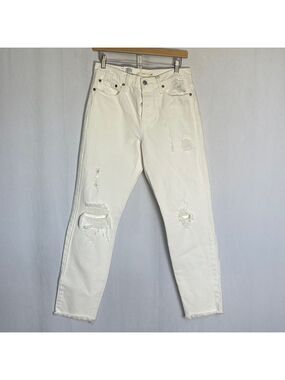 NWT Levi’s Premium Women’s Wedgie Jeans Size 28 White Button Fly 100% Cotton